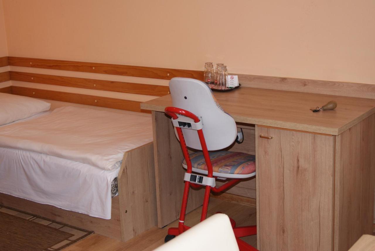 Hotel Alga Ustka Eksteriør billede