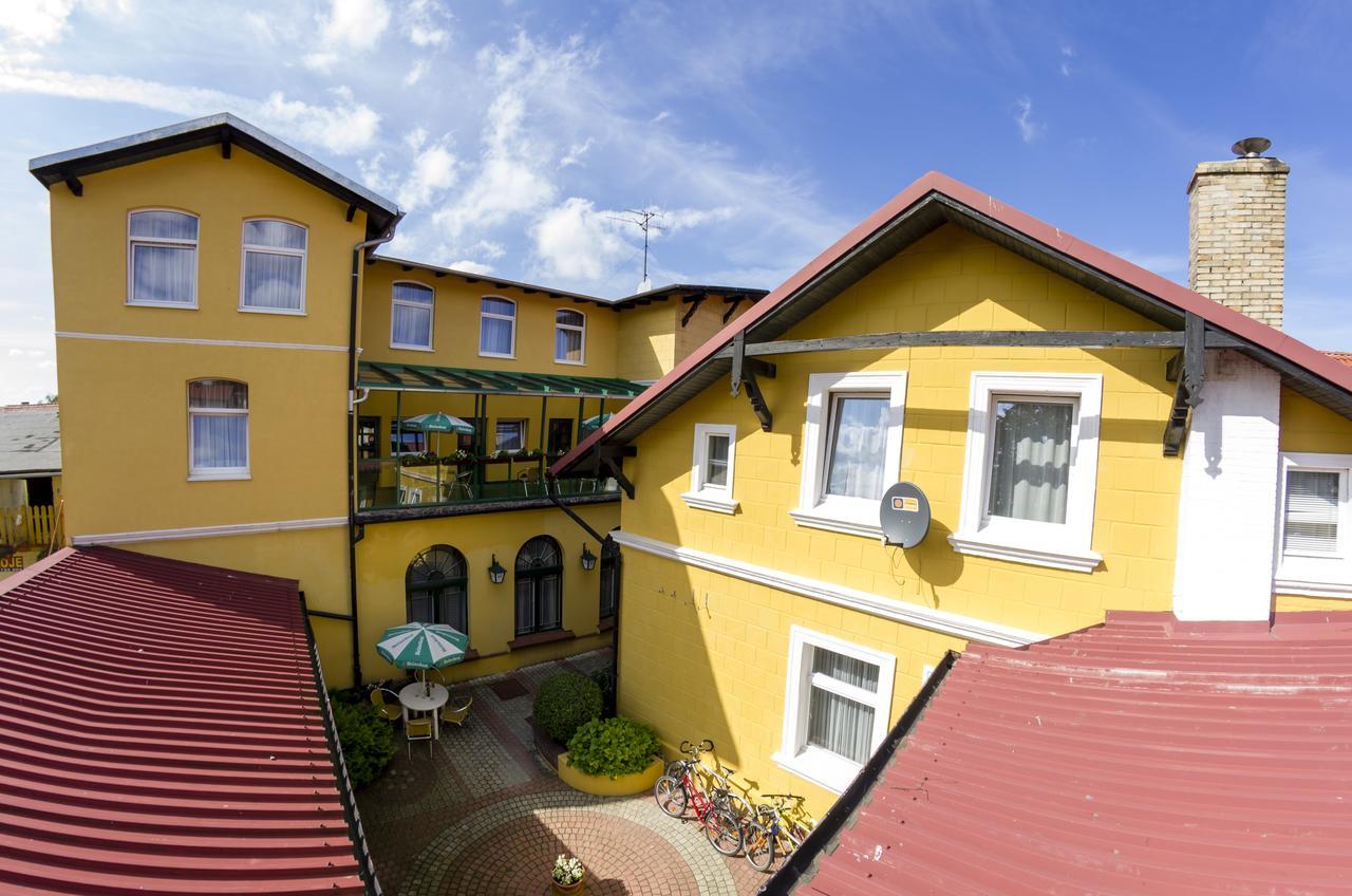 Hotel Alga Ustka Eksteriør billede